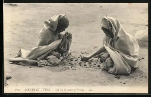 AK Un jeu de dames primitif, arabische Volkstypen