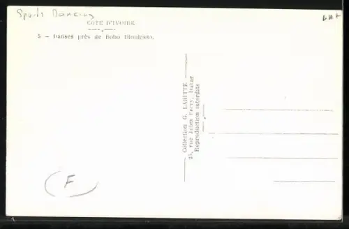 AK afrikanische nackte Frauen tanzend und singend bei Volksfest