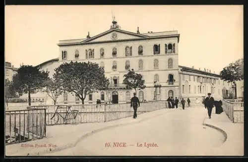 AK Nice, Le Lycee