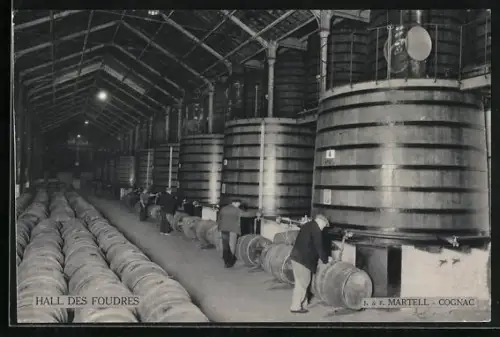 AK J & F. Martell - Cognac, Hall des Foudres, Reklame