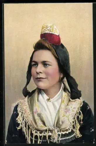 AK Portrait Hessenmädchen, Mädchen trägt hessische Tracht