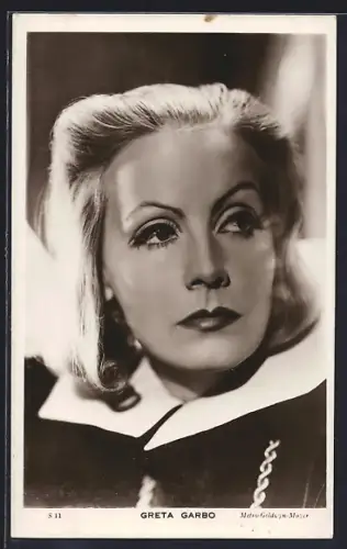 AK Schauspielerin Greta Garbo mit blonden Haaren