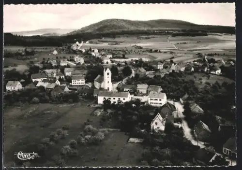 AK Otzenhausen /Saar, Luftaufnahme, Kirche, Ortsansicht