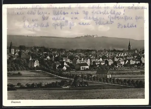 AK Giessen, Stadtansicht mit Kirche und Schloss auf dem Hügel
