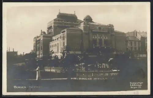 AK Bergen, Theateret