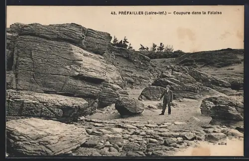 AK Préfailles /Loire-Inf., Coupure dans la Falaise