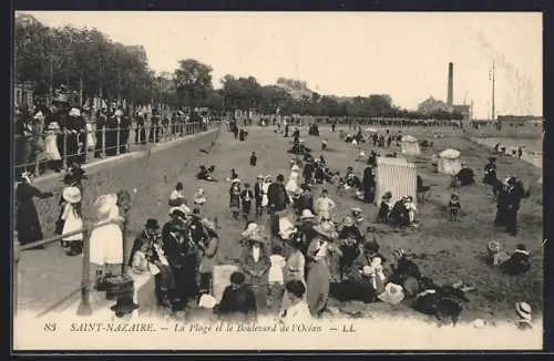 AK Saint-Nazaire, La Plage et le Boulevard de l`Océan