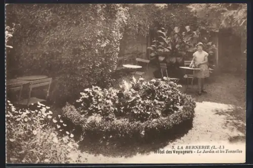 AK La Bernerie /L.-I., Hôtel des Voyageurs, Le Jardin et les Tonnelles