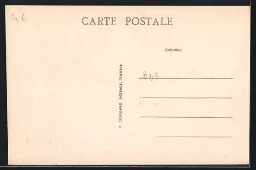 AK Saint-Michel-Chef-Chef /Loire-Inf., Fond de Plage au bas de la Falaise