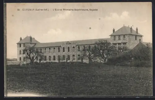 AK Cavenay /Loire-Inf., L`École Primaire Supérieure, facade