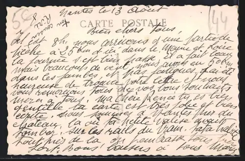 AK Saint-Sébastien-sur-Loire, Un coin reposant sous les grands arbres