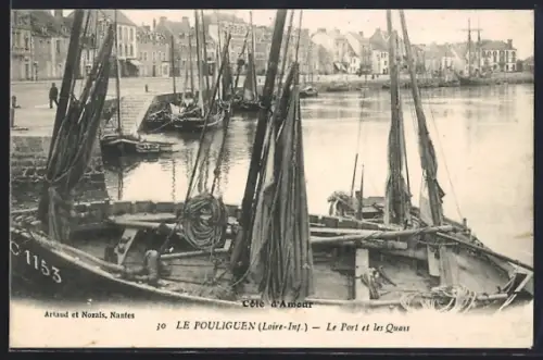 AK Le Pouliguen /Loire-Inf., Le Port et les Quais