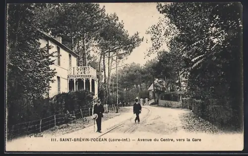 AK Saint-Brévin-l`Océan /Loire-Inf., Avenue du Centre, vers la Gare