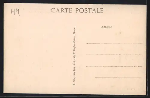 AK Le Pouliguen /Loire-Inf., La Promenade et le Port