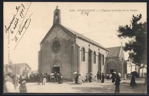 AK Pornichet, L`Église, la sortie de la Messe