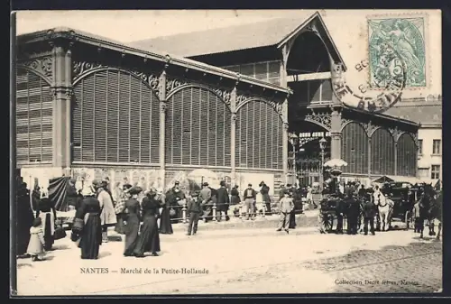 AK Nantes, Marché de la Petite-Hollande avec des passants et étals animés