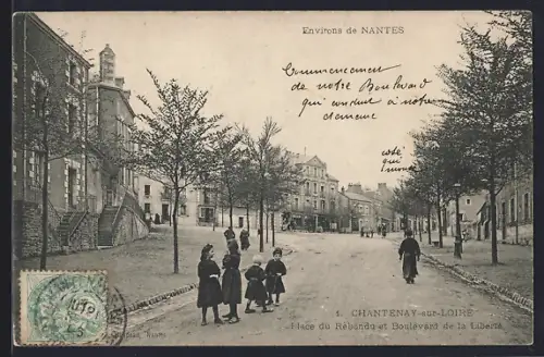 AK Chantenay-sur-Loire, Place du Rebond et Boulevard de la Liberté