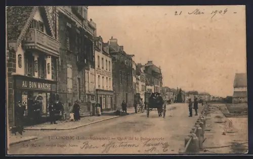 AK Le Croisic /Loire-Inférieure, Quai de la Poissonnerie avec calèche et passants