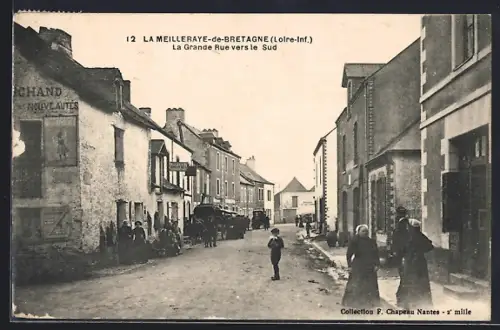 AK La Meilleraye-de-Bretagne /Loire-Inf., La Grande Rue vers le Sud