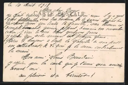 AK Ancenis /Loire-Inf., Le Haut de la Rue de la Gare avec passants et commerces