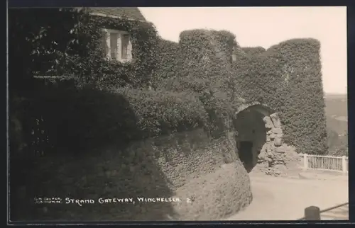 AK Winchelsea, Strand Gateway