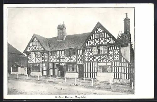 AK Mayfield, Middle House