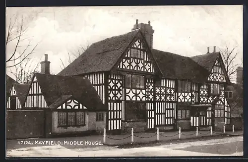 AK Mayfield, Middle House