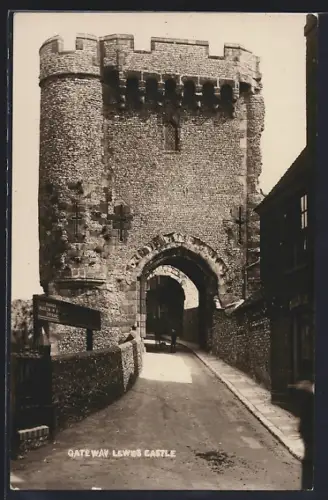 AK Lewes, Castle Gateway