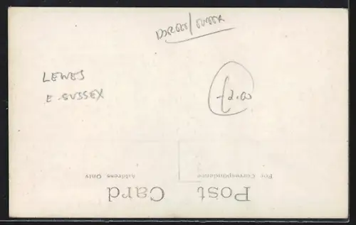 AK Southover, Church, Interior