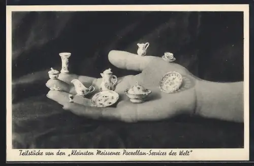 AK Meissen, Teilstücke vom kleinsten Meissener Porzellan-Service der Welt