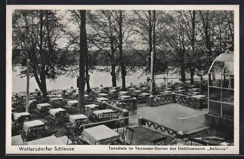 AK Woltersdorfer Schleuse, Tanzdiele im Terrassen-Garten des Etablissements Bellevue