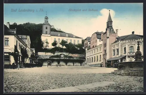 AK Bad Leutenberg i. Th., Marktplatz, Rathaus, Kirche