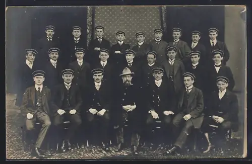 Foto-AK Idstein i. T., Absolventen der Klasse 3a