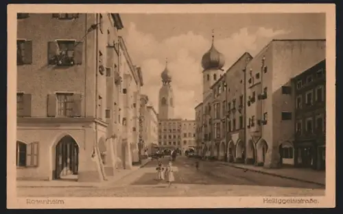 AK Rosenheim, Heiliggeiststrasse mit Stadtpfarrkirche St. Nikolaus und Heilig-Geist-Kirche