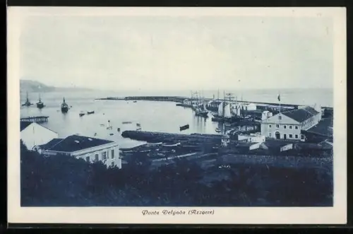 AK Ponta Delgada, Partie am Hafen