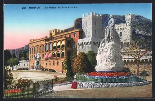 AK Monaco, Le Palais du Prince, Statue