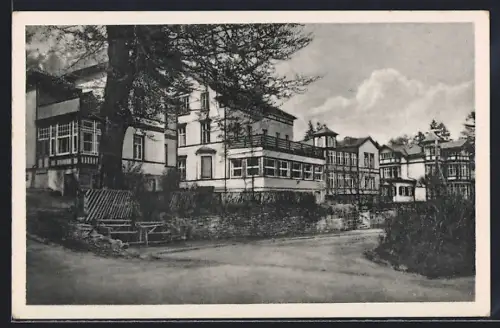 AK Friedrichroda i. Thür., Sanatorium Tannenhof, Waldstrasse, Kur- und Kneippanstalt