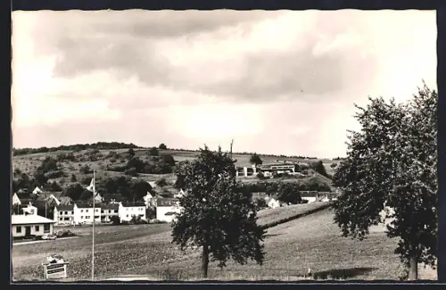 AK Wiesenbach bei Heidelberg, Ortsansicht, Landschaft, Wohnhäuser