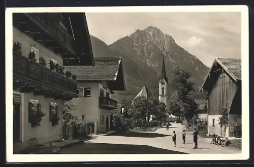 AK Piding /Obb., Strassenpartie, Kirche, Hochstaufen