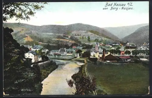 AK Bad Nassau a. L., Blick von Berg-Nassau, Stadtansicht, Fluss, Berge
