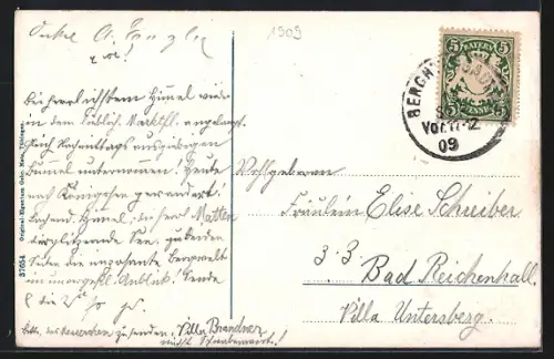 AK Berchtesgaden, Ortsansicht mit Kirche und Watzmann