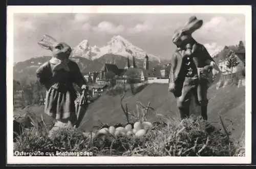 AK Berchtesgaden, Osterhasenfiguren, Ostereier, Alpenpanorama