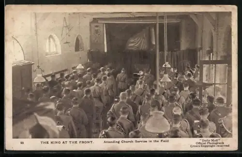 AK The King at the Front, König Georg V. von England beim Feldgottesdienst