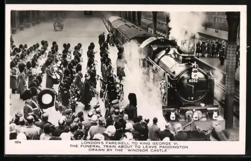 AK London, London`s Farewell to King George VI, The Funeral Train about to leave Paddington