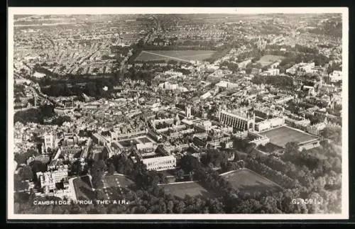 AK Cambridge, Aerial view of the city
