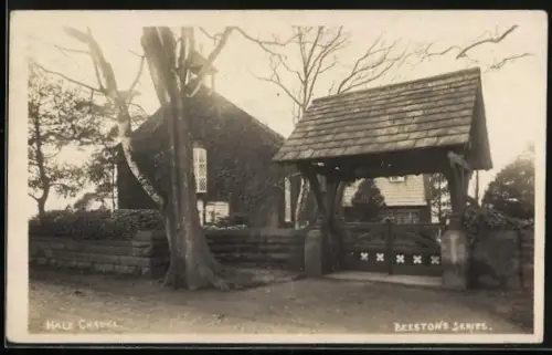 AK Hale Barns, Chapel