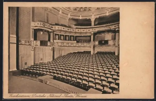 AK Weimar / Thüringen, Zuschauerraum des deutschen National-Theaters