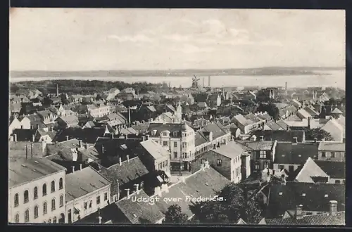 AK Fredericia, Udsigt over Fredericia