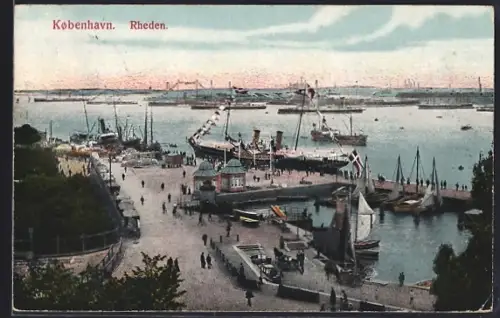 AK Kobenhavn, Rheden, Dampfer und Segelboote im Hafen