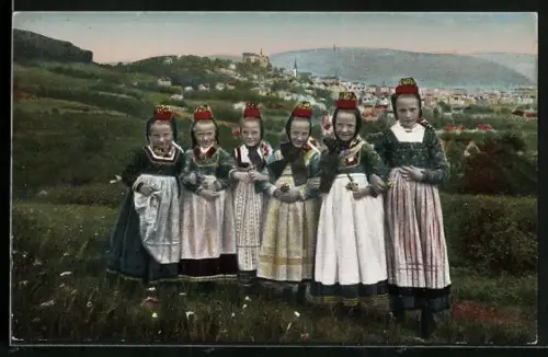 AK Mädchen in Hessischen Trachten